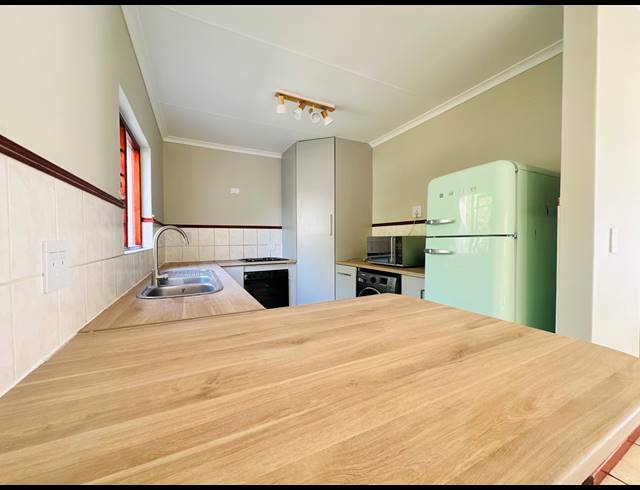 3 BEDROOM CLUSTER TO LET IN CRAIGAVON